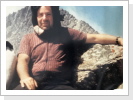 Erwin Gutmann beim Strahlen auf Bergkristalle in den Alpen 1970er Jahre Erwin Gutmann beim Strahlen auf Bergkristalle in den Alpen 1970er Jahre